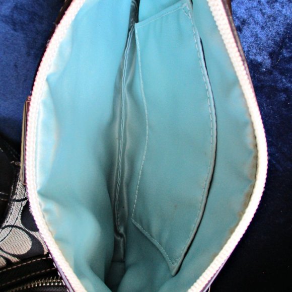 COACH Patent Leather Embossed Monogram Print Wristlet - Picture 4 of 4